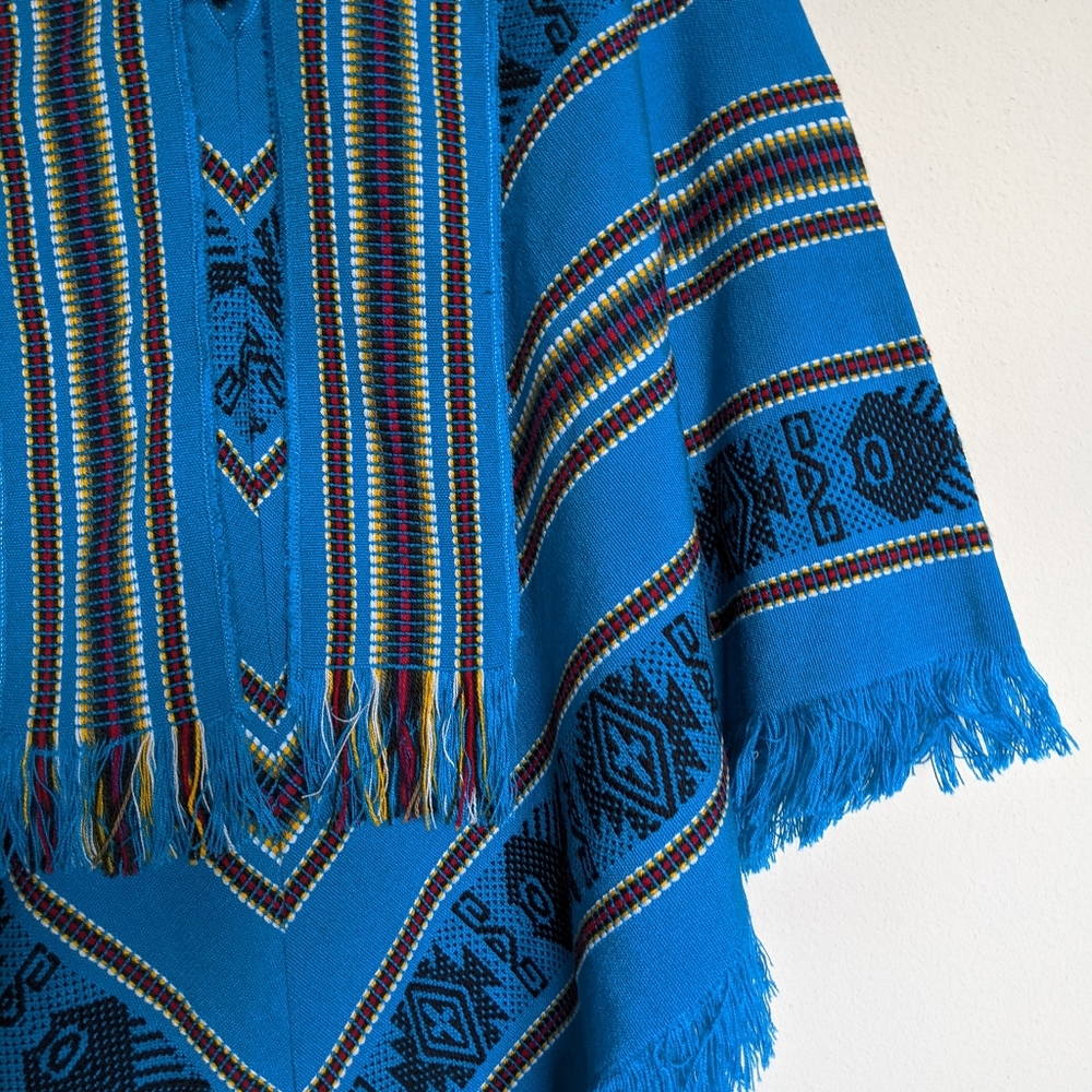 SOLD 🤠 Turquoise western wool Aztec poncho cape - Picture 3 of 6